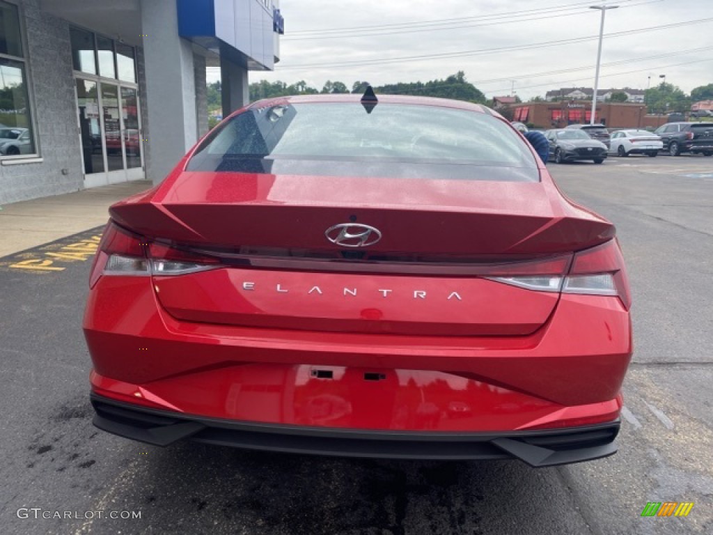2021 Elantra SEL - Calypso Red / Black photo #4