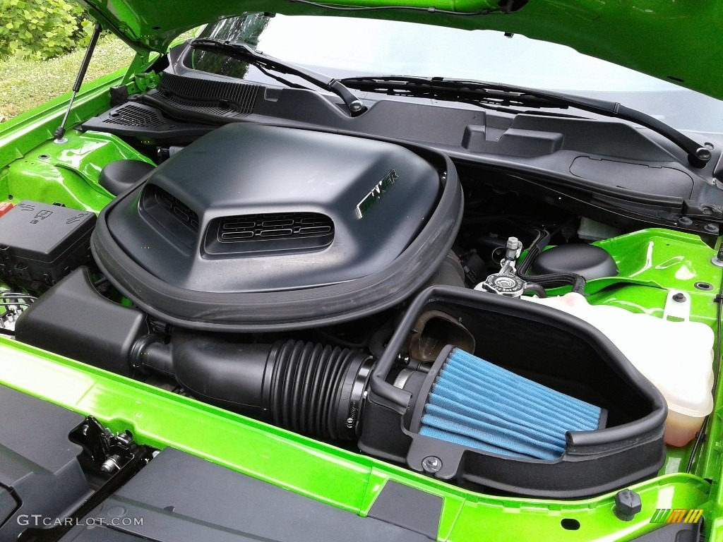 2017 Dodge Challenger R/T Shaker 5.7 Liter HEMI OHV 16-Valve VVT V8 Engine Photo #142126806