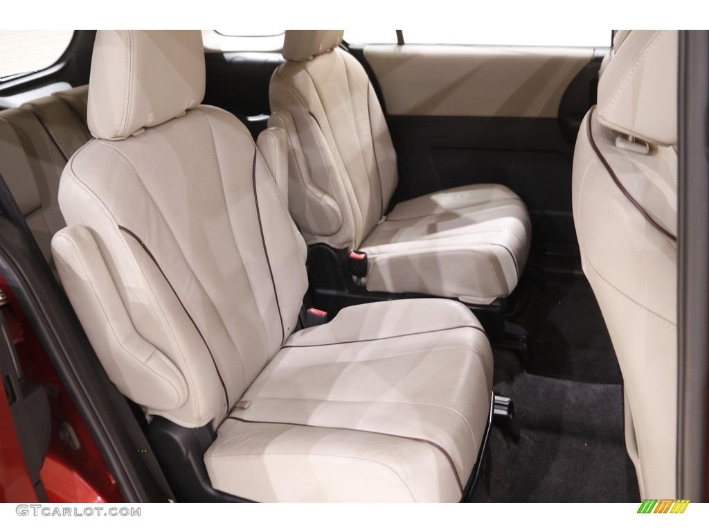 Sand Interior 2015 Mazda MAZDA5 Grand Touring Photo #142128339