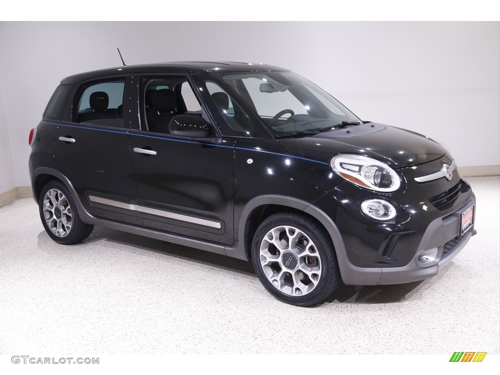 2014 Fiat 500L Trekking Exterior Photos