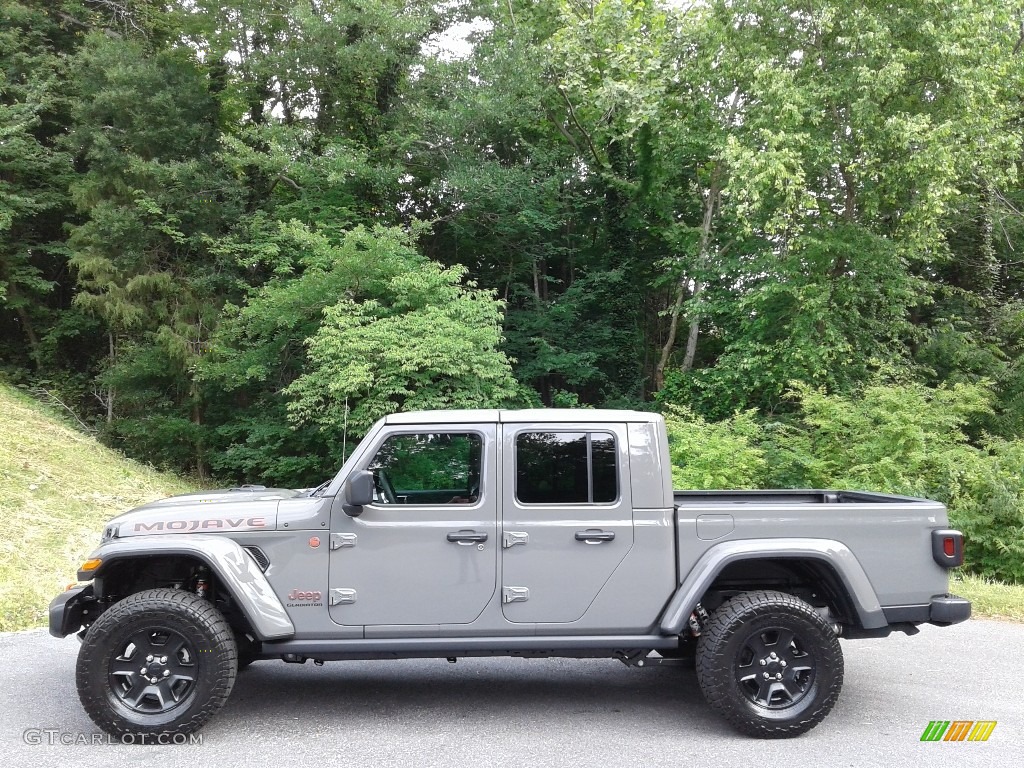 2021 Gladiator Mojave 4x4 - Sting-Gray / Black photo #1