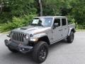 Front 3/4 View of 2021 Gladiator Mojave 4x4