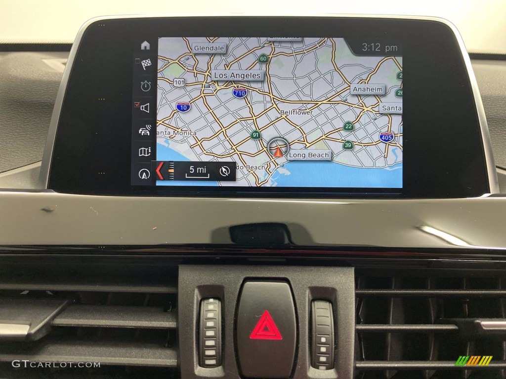 2018 X1 xDrive28i - Jet Black / Black photo #24