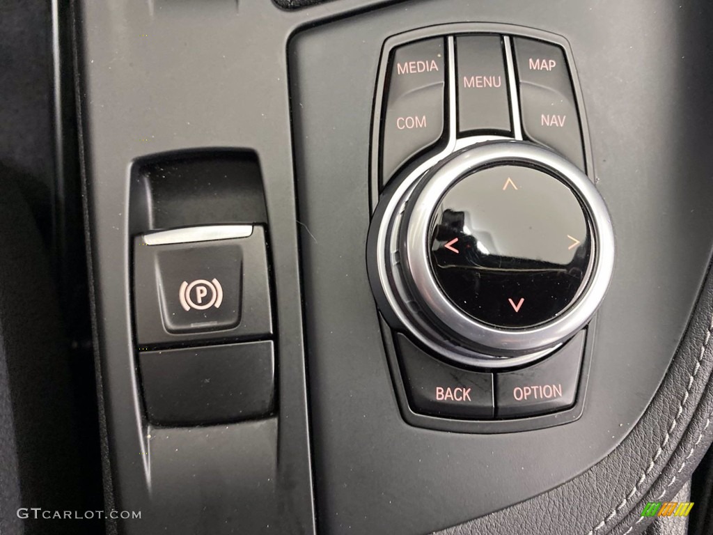 2018 X1 xDrive28i - Jet Black / Black photo #29