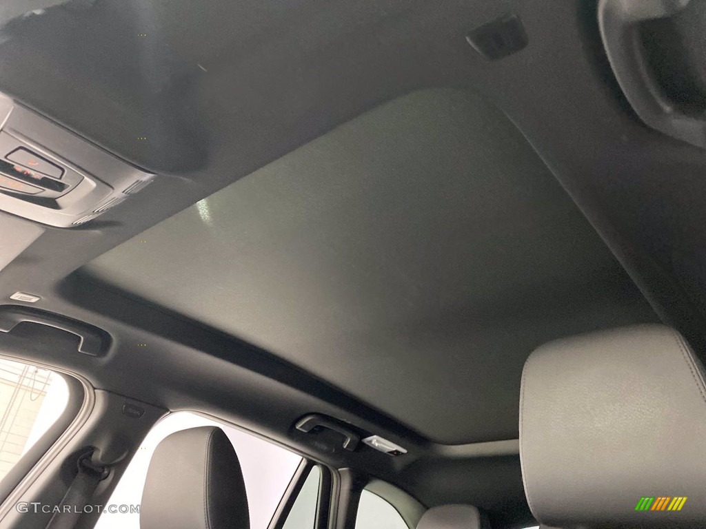 2018 X1 xDrive28i - Jet Black / Black photo #31