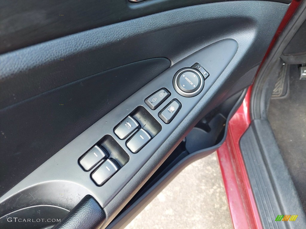 2012 Sonata SE - Sparkling Ruby Red / Black photo #14