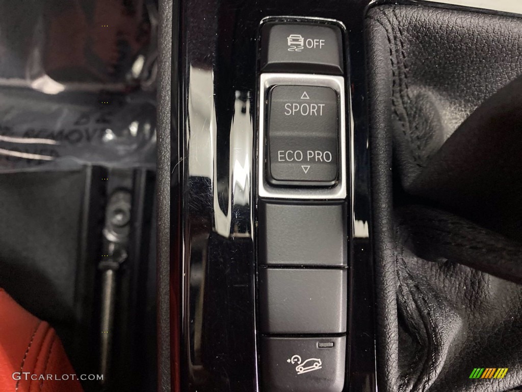 2018 BMW X2 xDrive28i Controls Photo #142137643