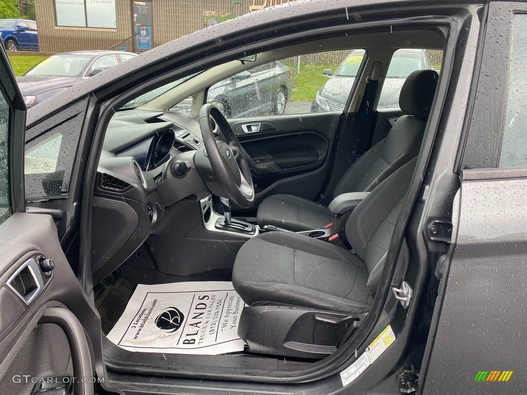 2015 Fiesta SE Sedan - Magnetic Metallic / Charcoal Black photo #13