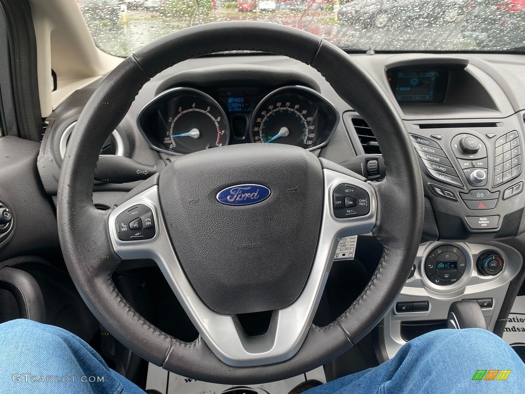2015 Fiesta SE Sedan - Magnetic Metallic / Charcoal Black photo #15