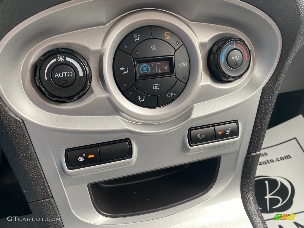 2015 Fiesta SE Sedan - Magnetic Metallic / Charcoal Black photo #27