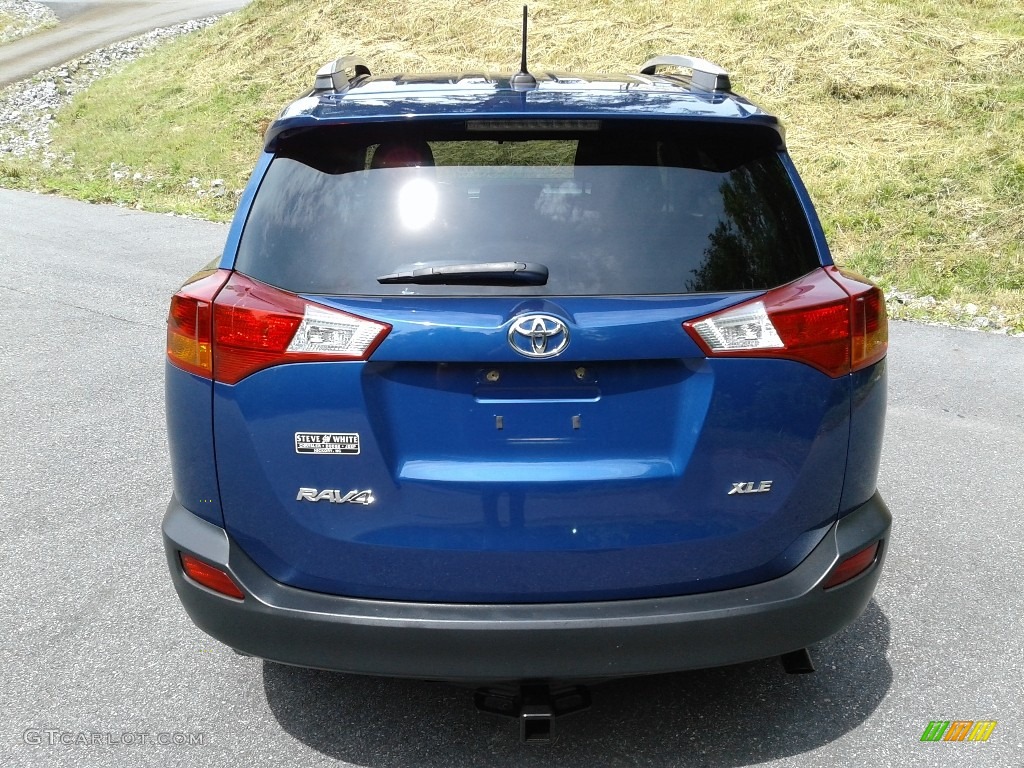 2015 RAV4 XLE - Blue Crush Metallic / Black photo #7