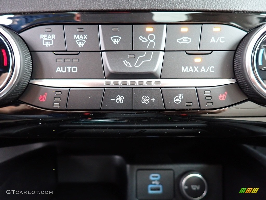 2021 Ford Escape Titanium 4WD Controls Photos