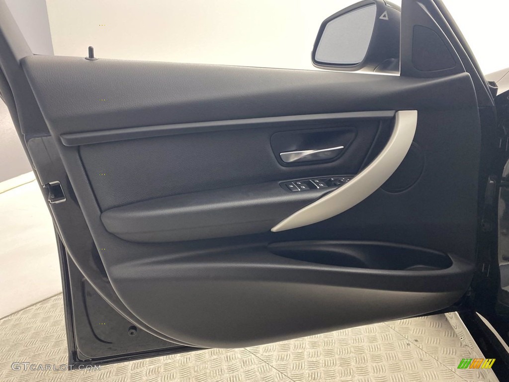 2018 3 Series 320i Sedan - Black Sapphire Metallic / Black photo #13