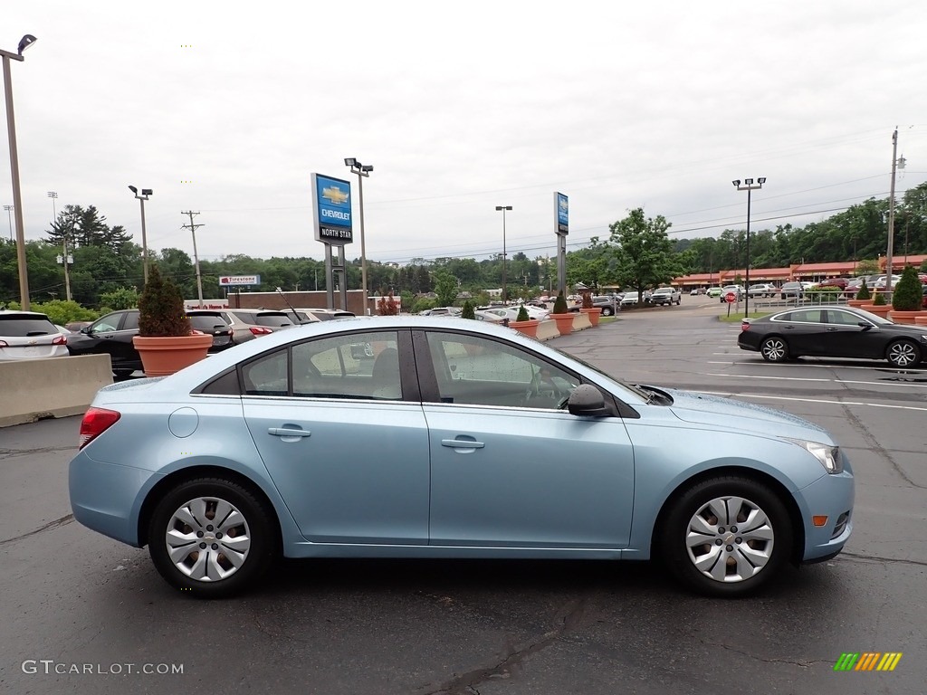2012 Cruze LS - Ice Blue Metallic / Jet Black/Medium Titanium photo #10