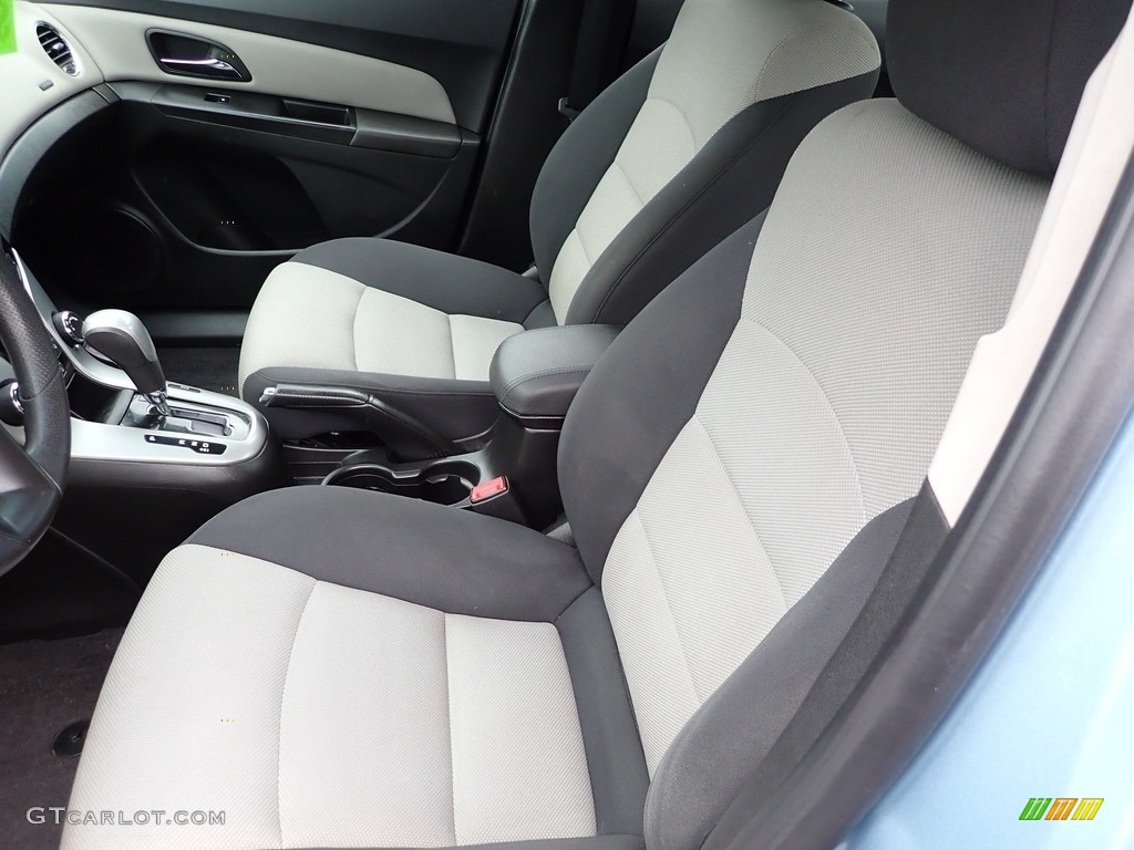 2012 Cruze LS - Ice Blue Metallic / Jet Black/Medium Titanium photo #20