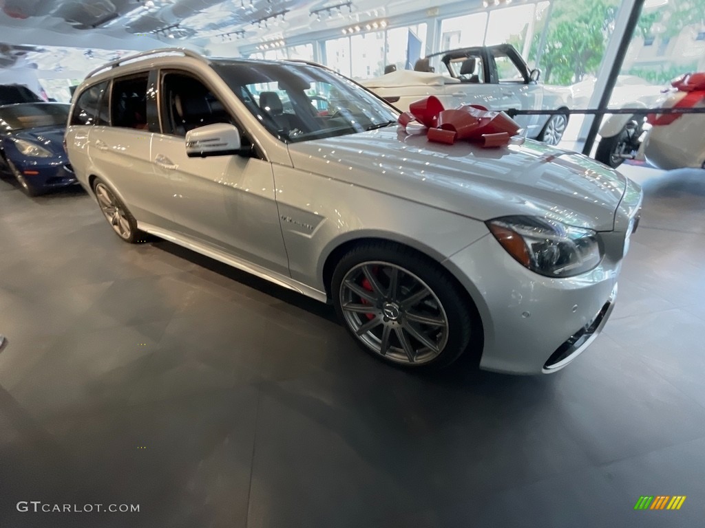 2015 E 63 AMG S 4Matic Wagon - Diamond Silver Metallic / Chestnut Brown/Black photo #3