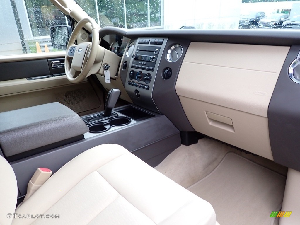 2010 Expedition XLT 4x4 - Royal Red Metallic / Camel photo #12