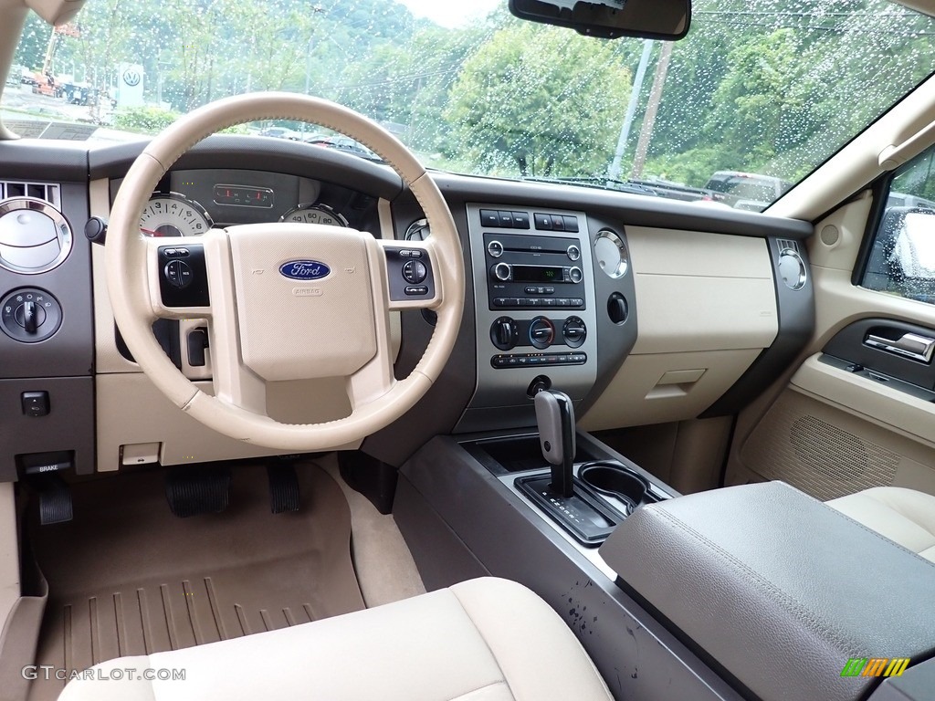 2010 Expedition XLT 4x4 - Royal Red Metallic / Camel photo #20