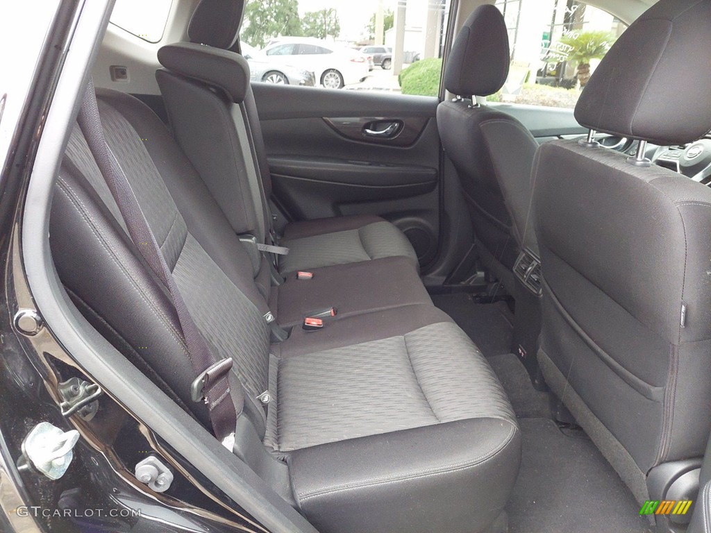 2019 Nissan Rogue S Rear Seat Photo #142148292