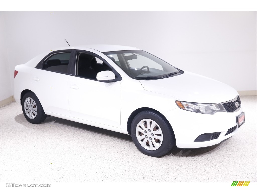 Snow White Pearl Kia Forte