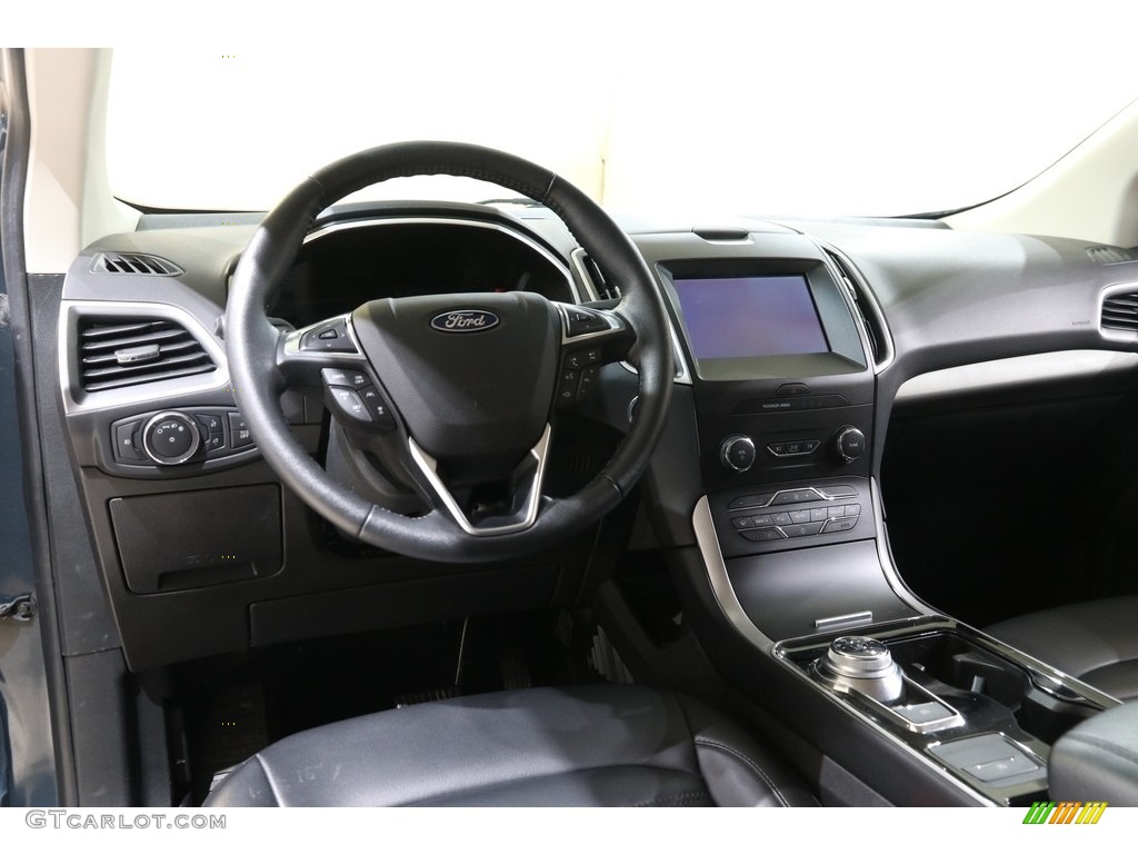 2019 Ford Edge SEL AWD Dashboard Photos