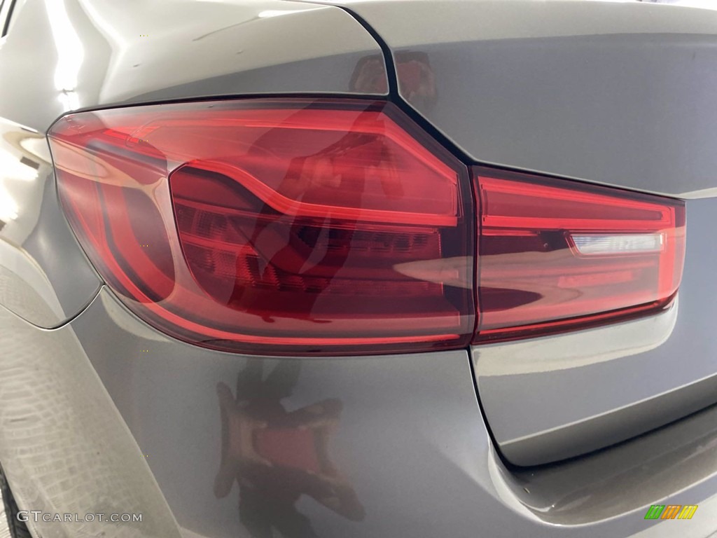 2018 5 Series 530i Sedan - Atlas Cedar Metallic / Black photo #9