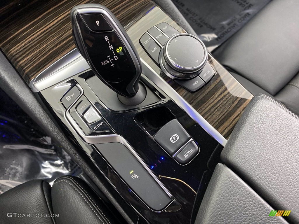 2018 BMW 5 Series 530i Sedan Transmission Photos
