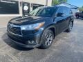 Midnight Black Metallic - Highlander XLE Photo No. 2