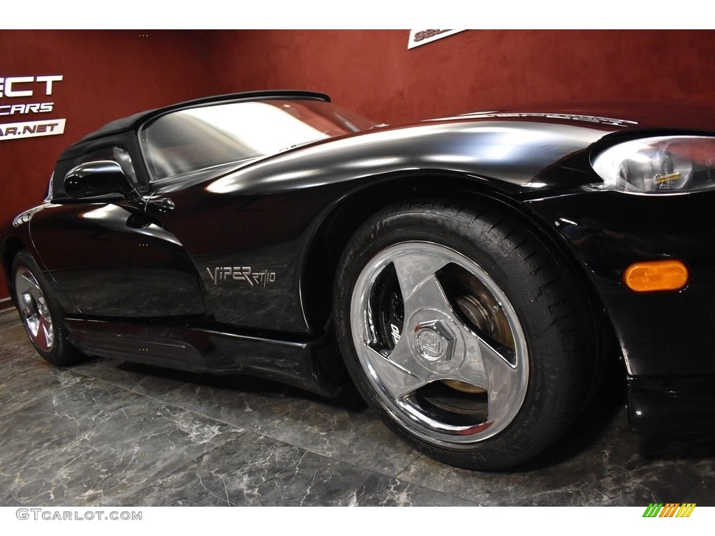 1994 Viper RT-10 - Viper Black / Black photo #10