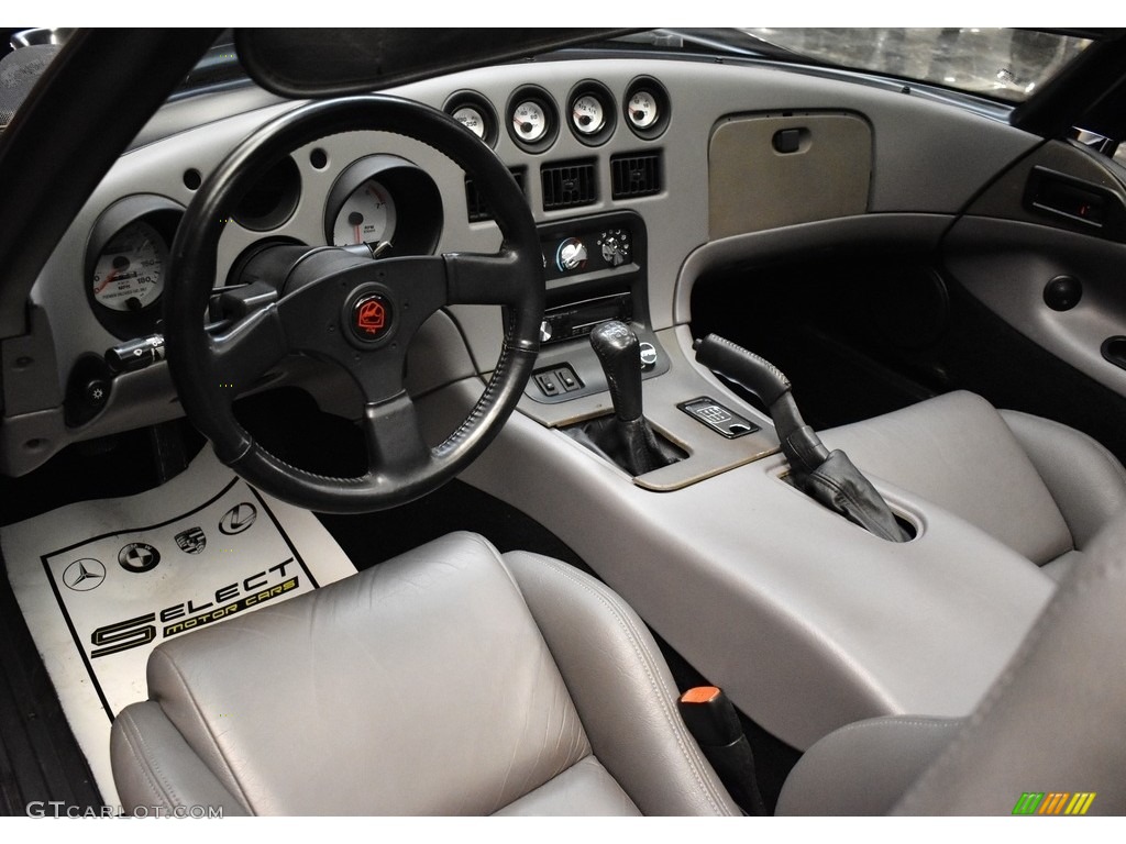 1994 Viper RT-10 - Viper Black / Black photo #12