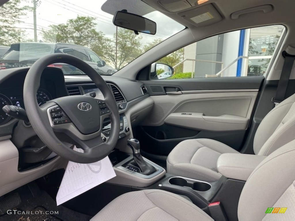 2018 Elantra SEL - Symphony Silver / Gray photo #3