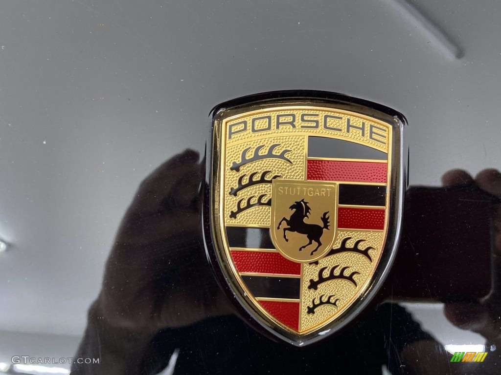 2019 Porsche Cayenne Standard Cayenne Model Marks and Logos Photo #142158653