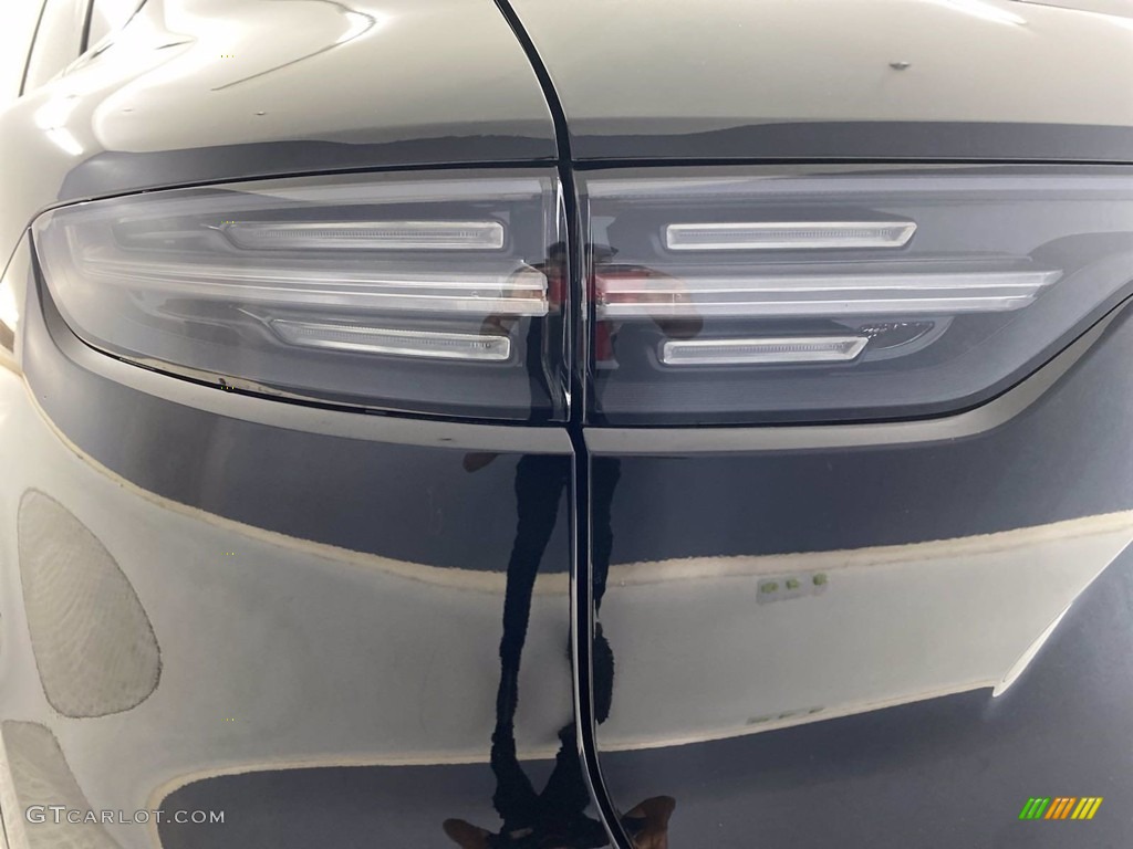 2019 Cayenne  - Black / Black photo #9