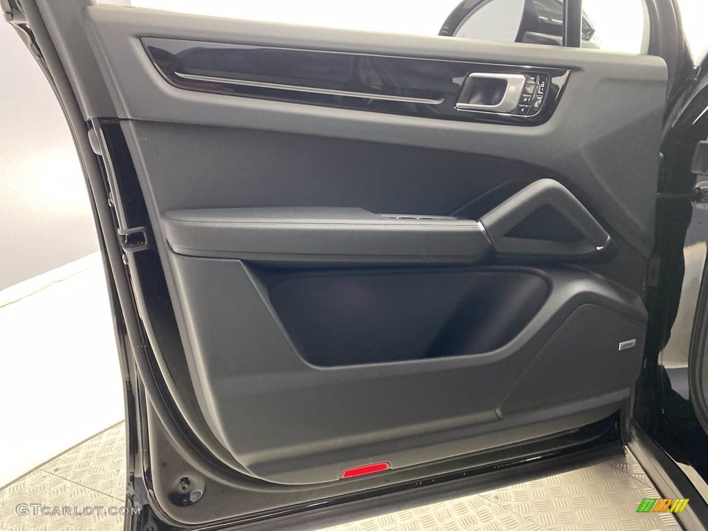 2019 Porsche Cayenne Standard Cayenne Model Black Door Panel Photo #142158695