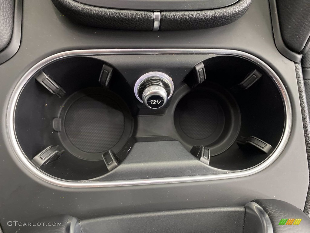 2019 Cayenne  - Black / Black photo #28