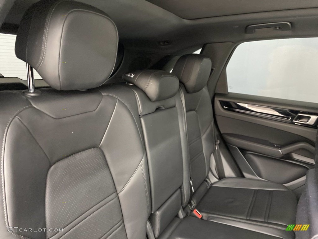 2019 Cayenne  - Black / Black photo #35