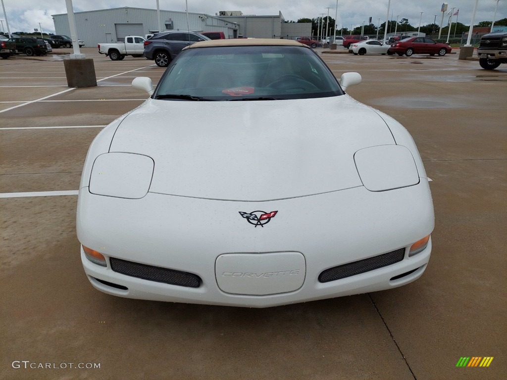 2001 Corvette Convertible - Speedway White / Light Oak photo #6