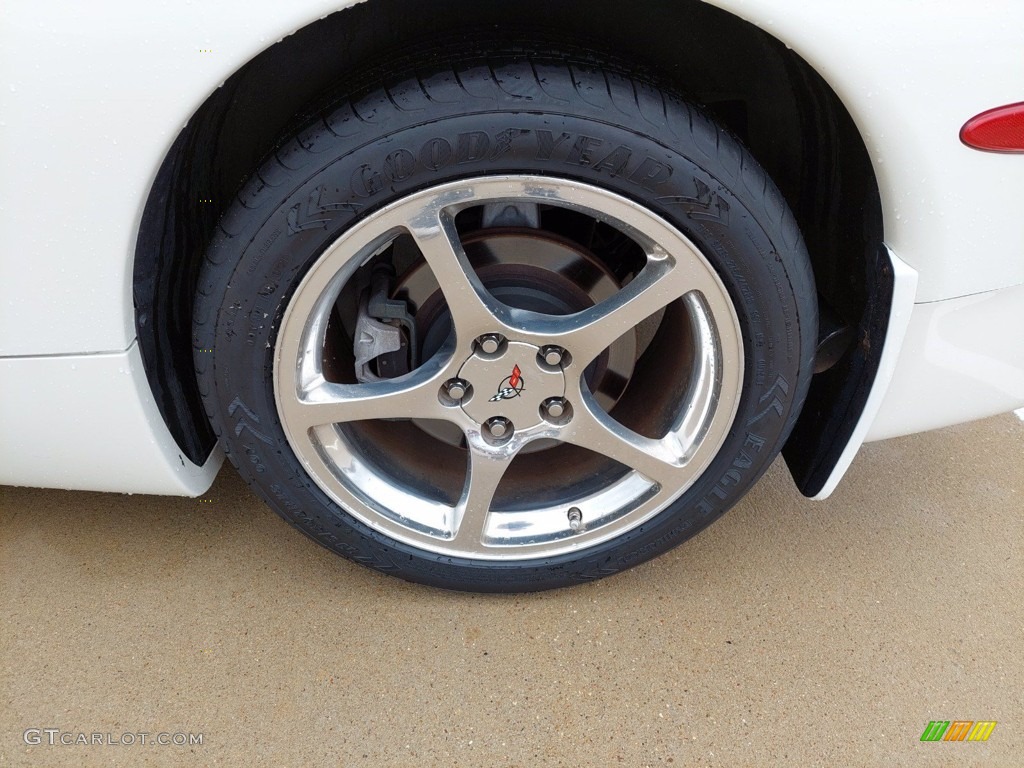 2001 Corvette Convertible - Speedway White / Light Oak photo #17