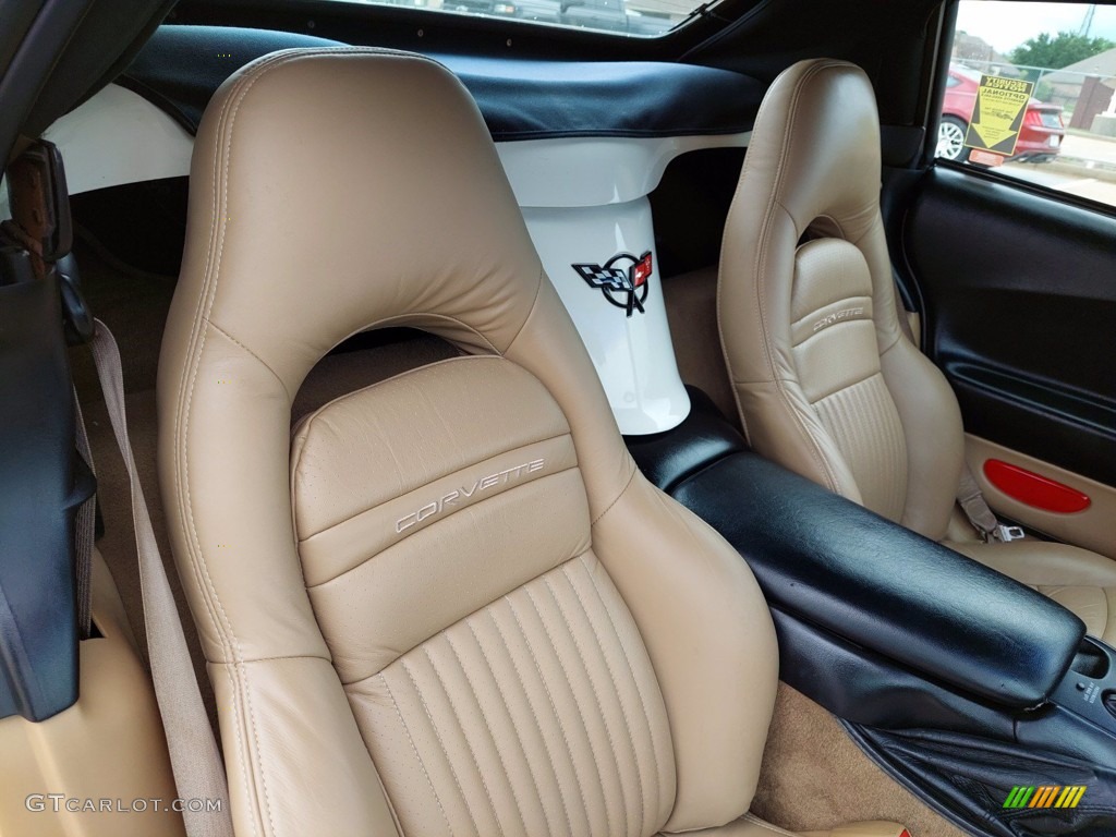 2001 Corvette Convertible - Speedway White / Light Oak photo #26