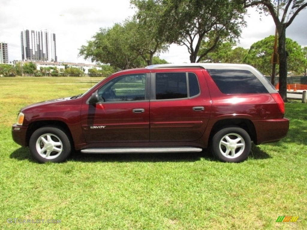2004 Envoy XUV SLE - Magnetic Red Metallic / Dark Pewter photo #4