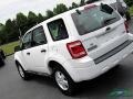 2009 Oxford White Ford Escape XLS 4WD  photo #25