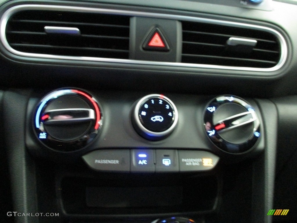 2020 Kona SEL - Pulse Red / Black photo #35