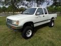 1995 White Toyota T100 Truck SR5 Extended Cab 4x4  photo #1