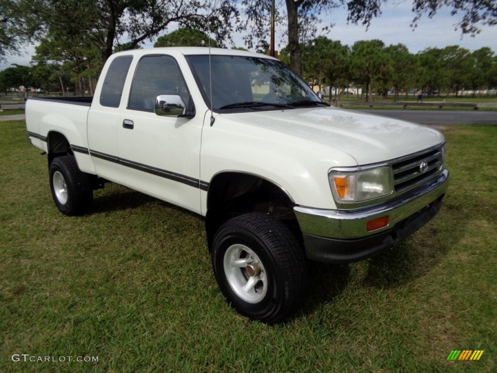 White 1995 Toyota T100 Truck SR5 Extended Cab 4x4 Exterior Photo #142168017
