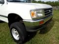 White - T100 Truck SR5 Extended Cab 4x4 Photo No. 38