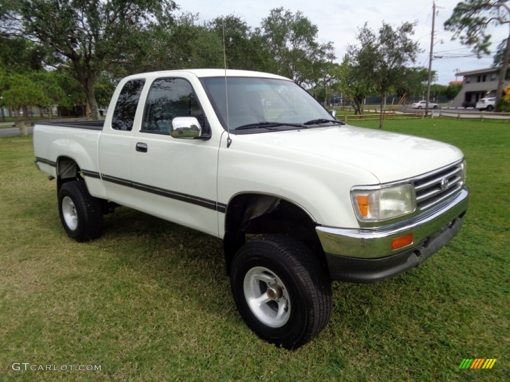 White 1995 Toyota T100 Truck SR5 Extended Cab 4x4 Exterior Photo #142168800