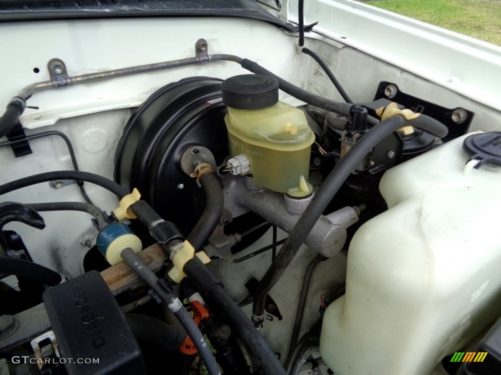1995 T100 Truck SR5 Extended Cab 4x4 - White / Gray photo #56