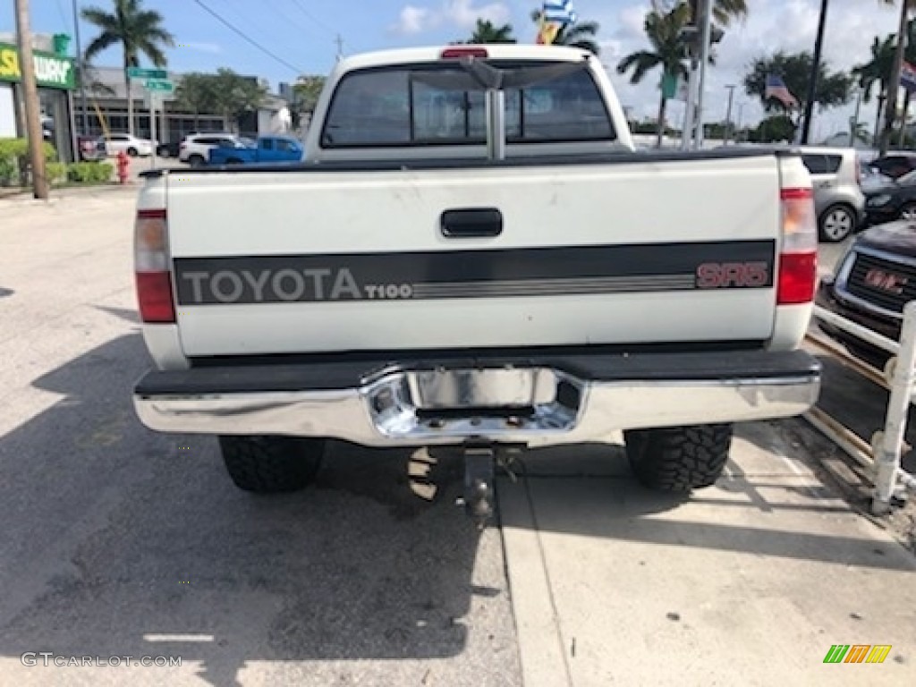 1995 T100 Truck SR5 Extended Cab 4x4 - White / Gray photo #71