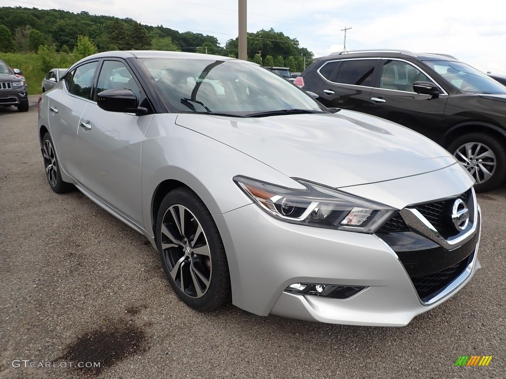 2018 Maxima S - Brilliant Silver / Charcoal photo #4
