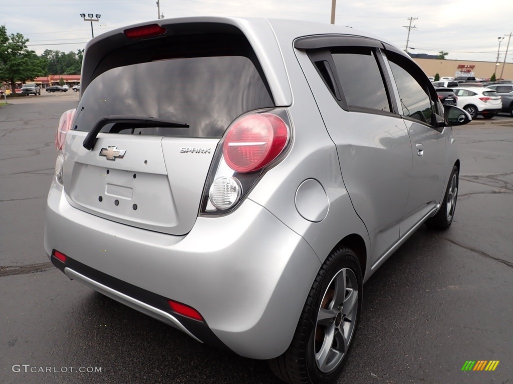 2014 Spark LT - Silver Ice / Silver/Silver photo #8